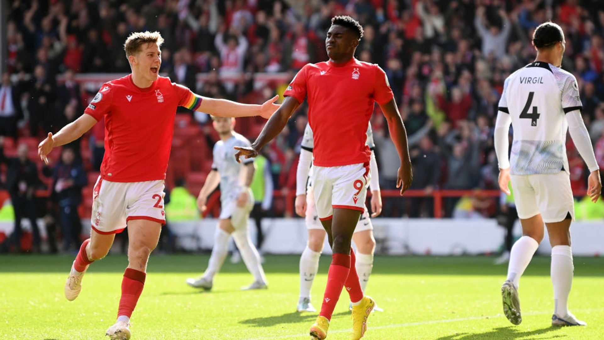 调整战术和 调整战术和