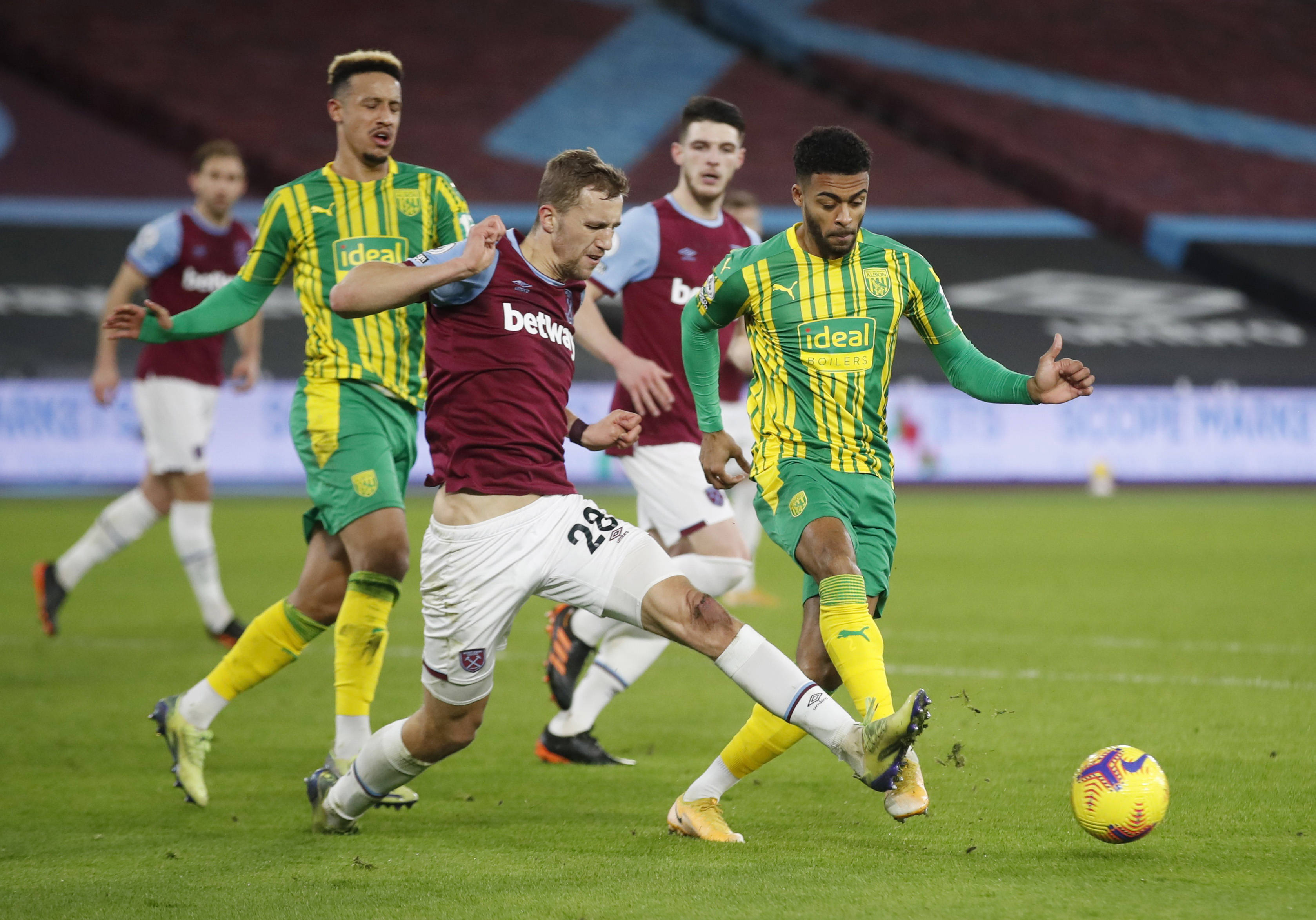 闻让球队的 闻让球队的